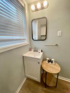 Joslyn Studio Perfect for 1-2 - 3