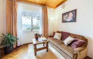 Lovely Apartment In Podstrana With Wifi - Podstrana - 6
