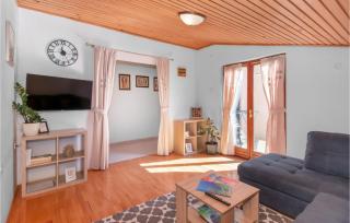 Cozy Apartment In Novi Vinodolski - Novi Vinodolski - 6