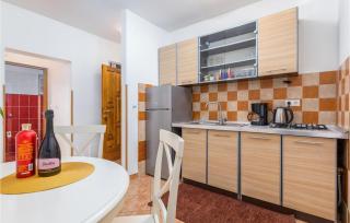 Beautiful Apartment In Pula With Wifi - Pula - 2