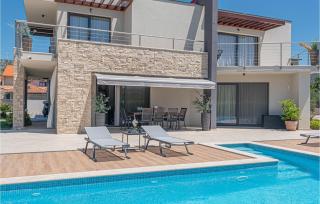 Gorgeous Home In Dubrava Kod Sibenika - Dubrava - 1