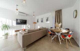 Lovely Home In Kraljevica - 8