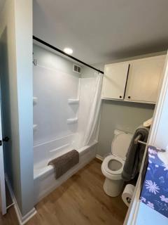 Joslyn Studio Perfect for 1-2 - Omaha - 6