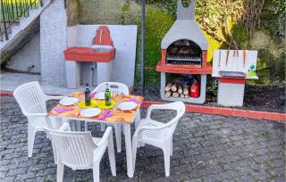 2 Bedroom Lovely Apartment In Cembrano - San Pietro Vara - 7
