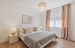 3 Bedroom Awesome Home In Blato - Blato - 3