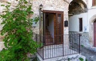 Lovely Apartment In Caramanico Terme - 3