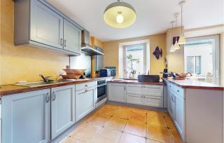 Awesome Home In Ploubazlanec - 6