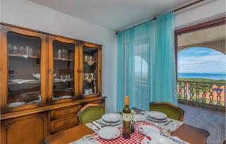 Beautiful Apartment In Mali Losinj - 9