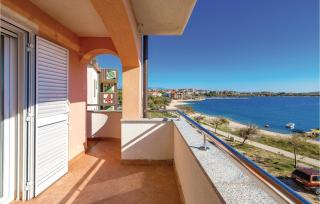 Beautiful Apartment In Povljana - Povljana - 1