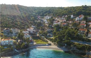 Awesome Home In Postira - Dol - 2