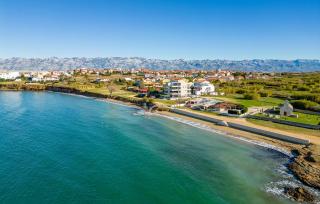 Beach Front Apartment In Povljana - Povljana - 8