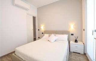 Awesome Apartment In Lido Di Fermo - Lido di Fermo - 1
