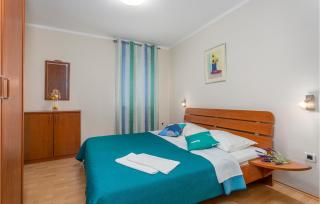 2 Bedroom Nice Apartment In Pinezici - Pinezici - 3