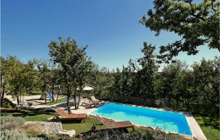 6 Bedroom Cozy Home In Pazin - 2