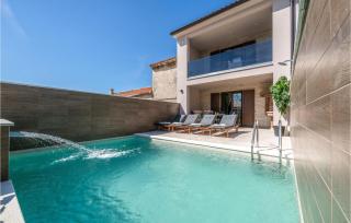 2 Bedroom Nice Home In Barban - 0