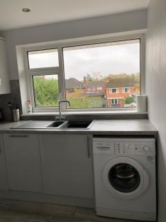 Stunning flat in Webheath, Redditch - Redditch - 2