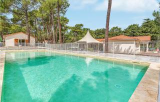 Gorgeous Home In La Faute-Sur-Mer - La Faute-sur-Mer - 1