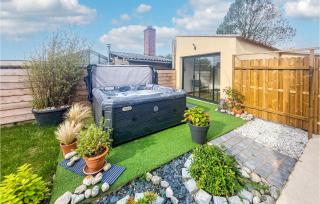 3 Bedroom Nice Home In Desvres - Desvres - 9