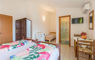 Nice Apartment In Funtana With Kitchen - Funtana - 4