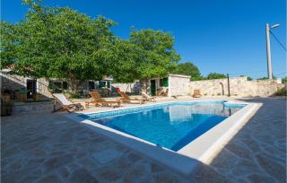 2 Bedroom Beautiful Home In Benkovac - Benkovac - 1