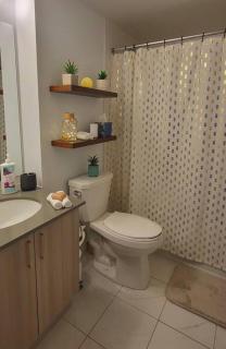 Lakeview Escape Endy KING BED - Pickering - 4