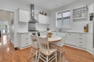The Macleay - Poolside Entertainer, Pets Allowed - Wagga Wagga - 1