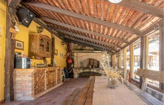 Nice Home In Radovanci With Jacuzzi - - 4