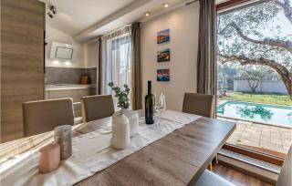 2 Bedroom Gorgeous Home In Pula - Pula - 3
