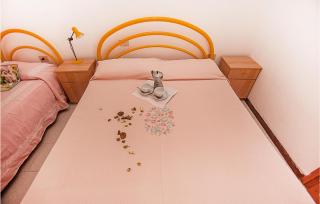 Amazing Apartment In Rosolina Mare - Rosolina Mare - 2