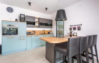2 Bedroom Stunning Apartment In Omisalj - Omišalj - 6