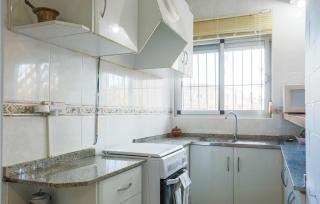 2 Bedroom Beautiful Home In Cartagena - 4