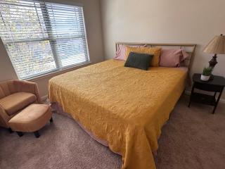 Comfy, Cozy Rooms in Stonecrest - WOMEN ONLY - NO KIDS - Collinsville - 4