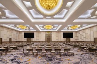 Sheraton Surabaya Hotel & Towers - Surabaya - 1