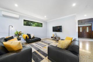 Lusso - Boutique Accommodation - Whitfield - 6