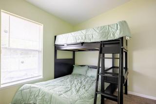 Tampa Bay Large Vacation Home - Ruskin - 3