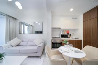 Fascinating 1 BR at Vera - Dubai - 3