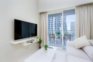 Fascinating 1 BR at Vera - Dubai - 9