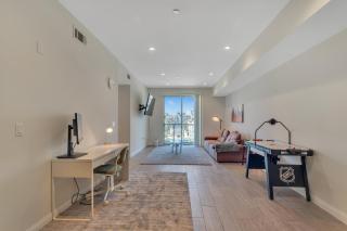 Serenity Escapes Condos - Los Angeles - 8