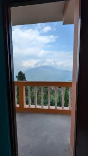 Above The Clouds Restro & Inn - Temi - 8