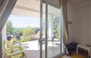 Amazing Home In Punta Braccetto - 3