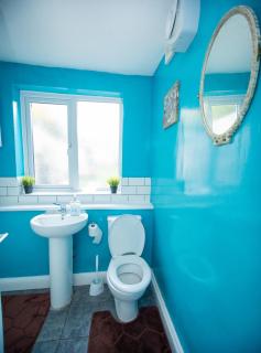 Modern 4 bed Gillingham house, City Centre - Gillingham - 2