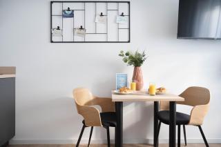 Central Bonn Apartments I private parking I home2share - Bona - 2