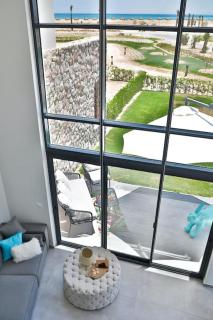 Beachfront Spacious Somabay Loft - Hurghada - 4