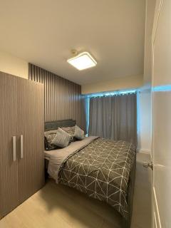 Azure Paranaque near NAIA Airport Free Highspeed Wifi and Netflix - Manila - 3
