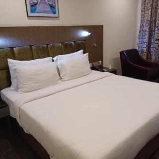 Hotel Benzz Park Vellore - Vellore - 8