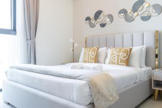 Elegant 2 bedroom Apartment with Burj Khalifa views on Sheikh Mohammed Bin Rashid Boulevard, a short walk from Dubai Opera - Dubai - 3