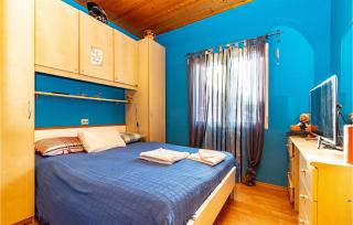 Gorgeous Apartment In Prizba With Wifi - 2