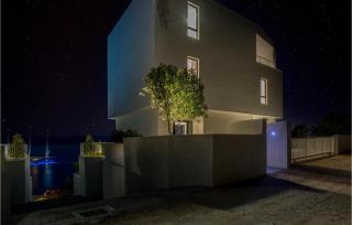 Nice Home In Brela With Wifi - Brela - 3