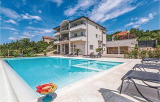 Six-Bedroom Holiday Home In Glavina Donja - Donja Glavina - 0