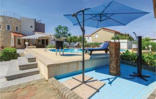 Beautiful Home In Vir With Wifi - Vir - 2